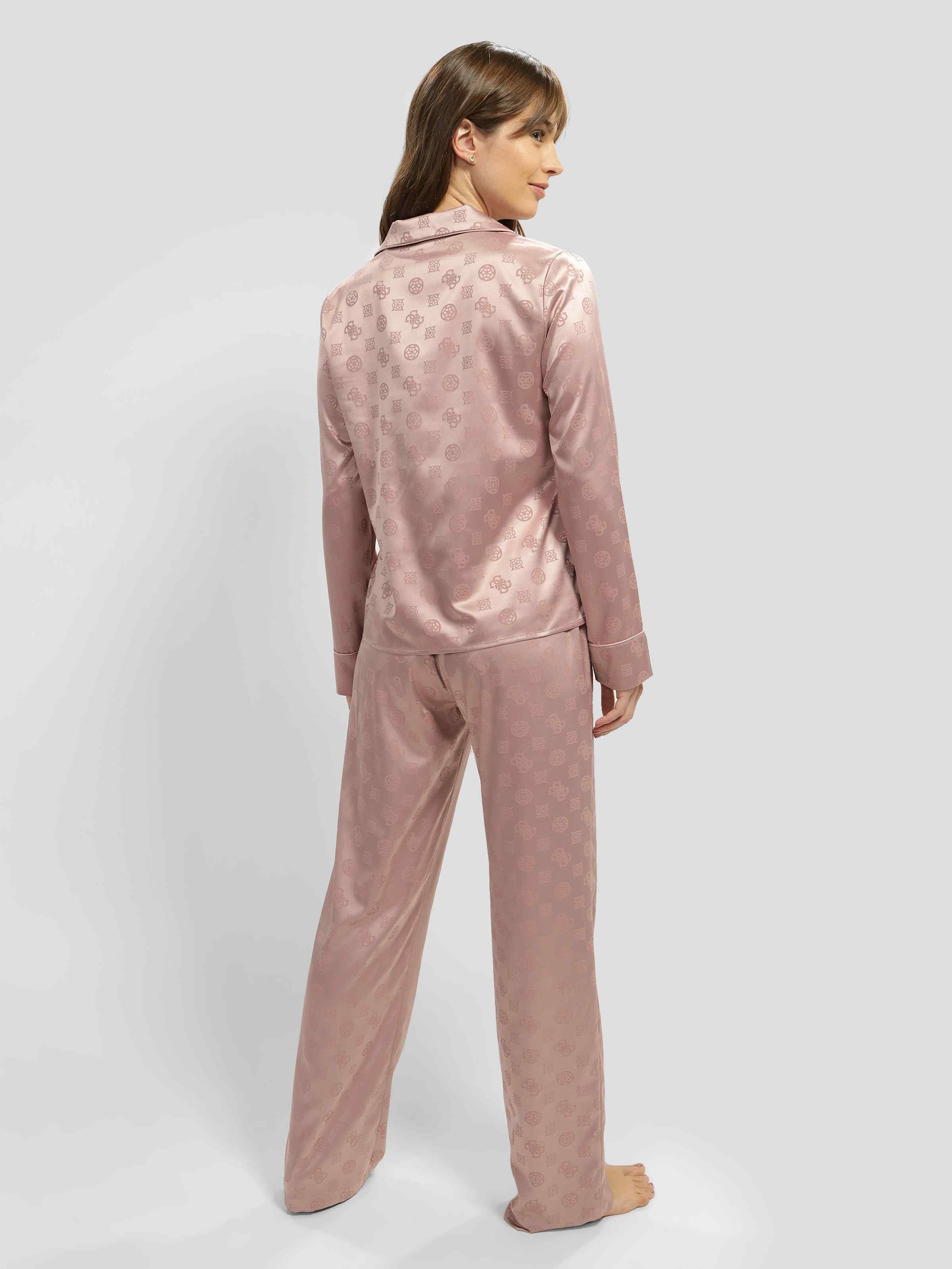 Pijamas discount guess mujer