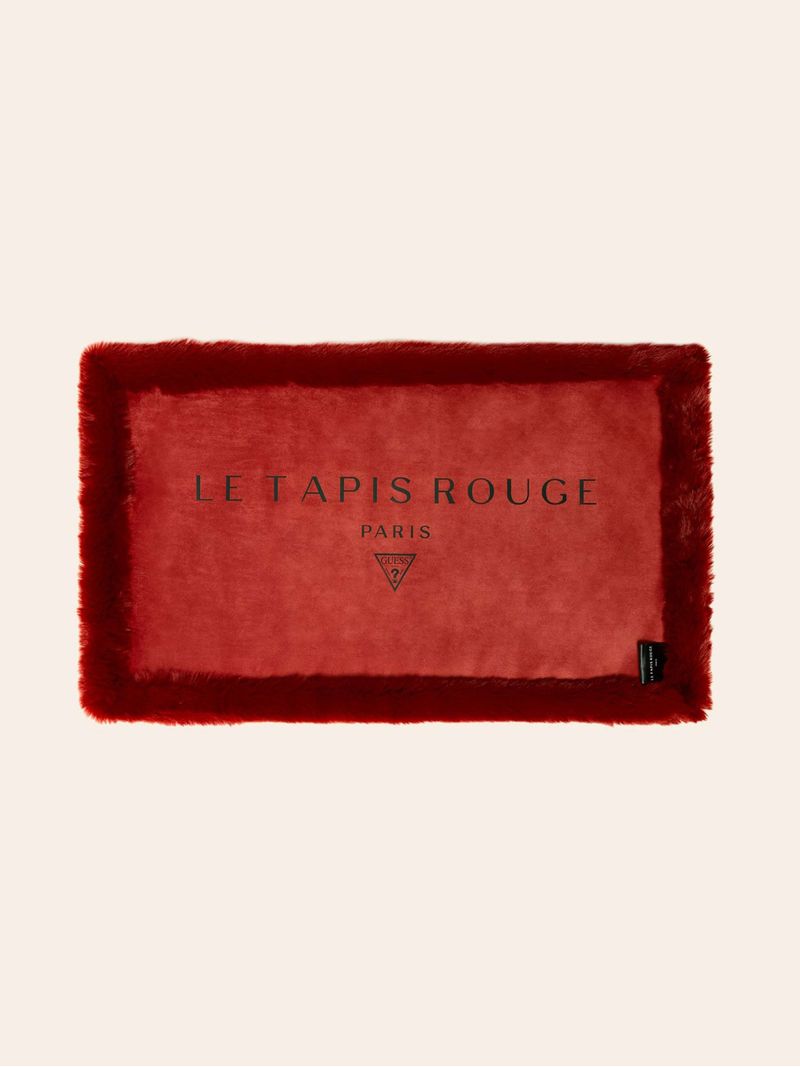 tapete-guess-le-tapis-rouge