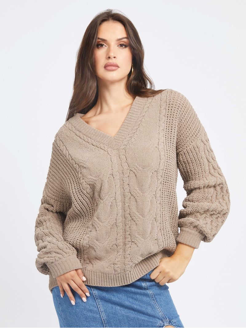 sueter-guess-aki