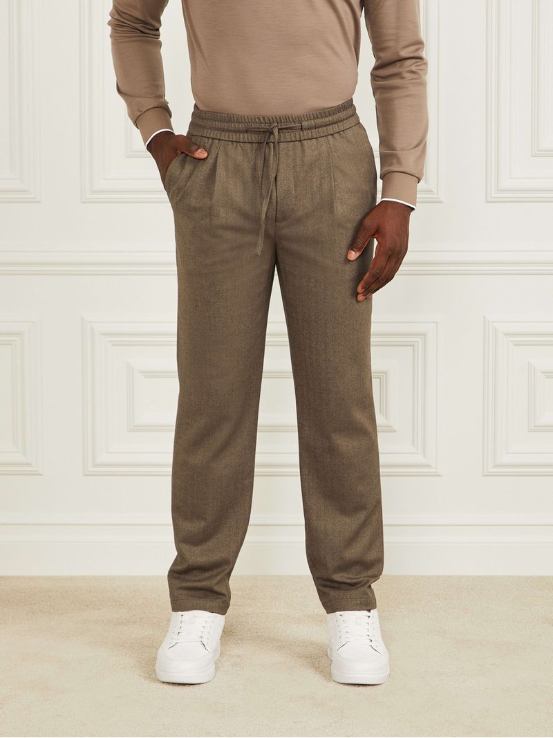 pantalones-guess-marciano-daniel