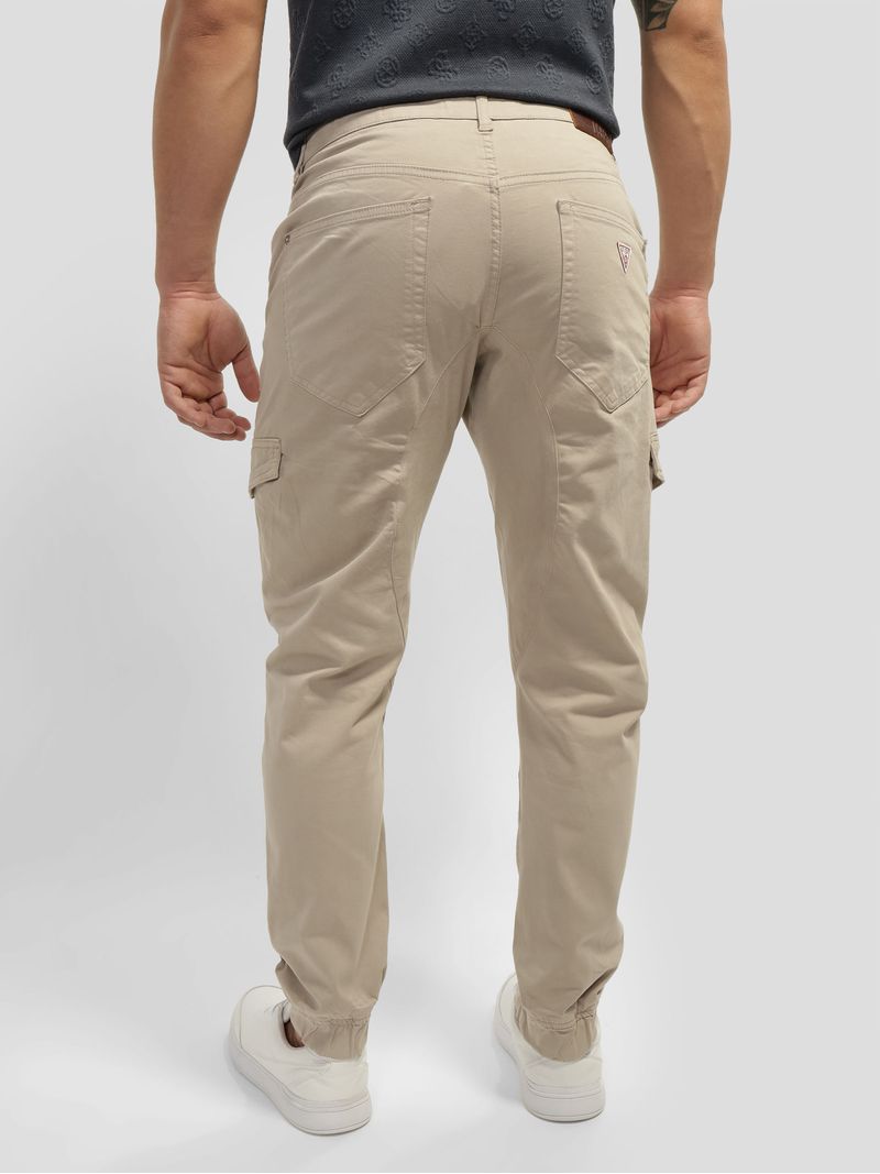 joggers-guess-new-kombat