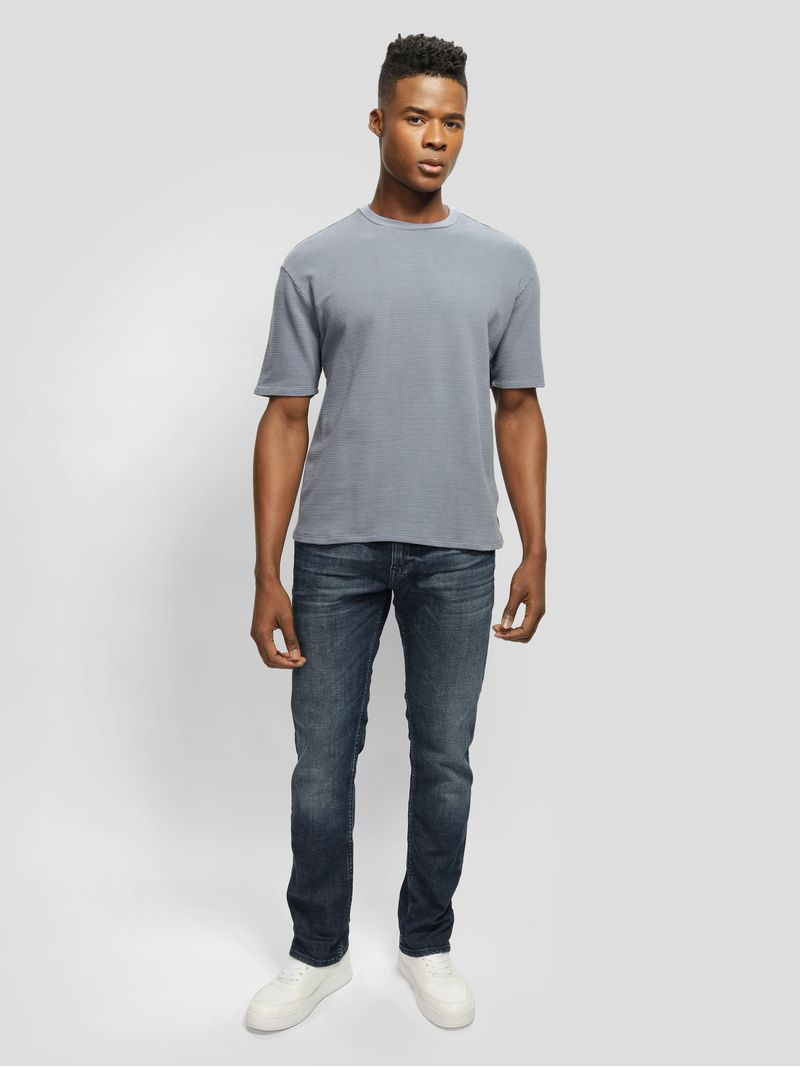 playera-guess-ray-linear-texture