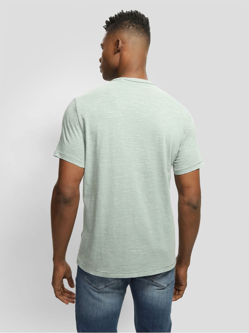 playera-guess-dyed-embro