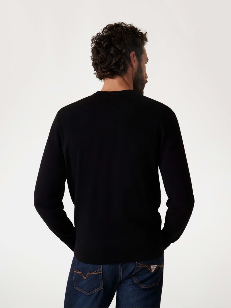 sueter-guess-flick