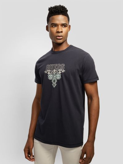 Playera Guess Triangle Tee