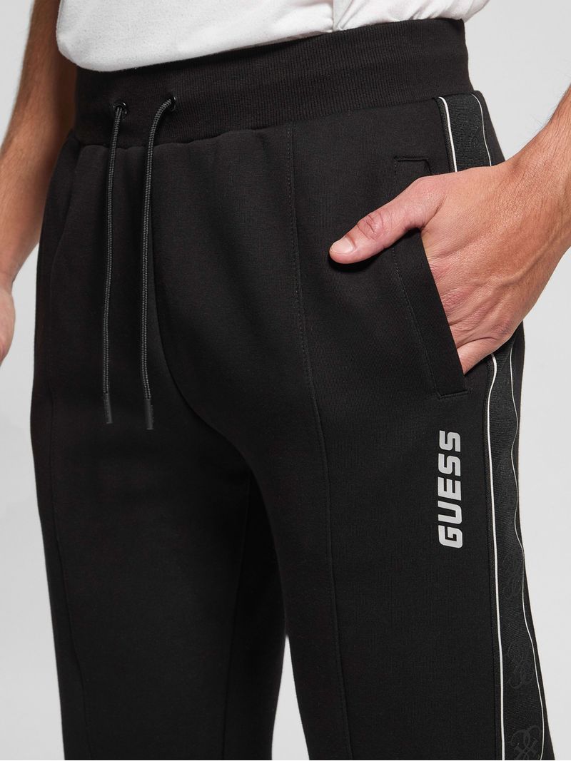 pants-guess-active-mickey-Z2YB09KB3P2