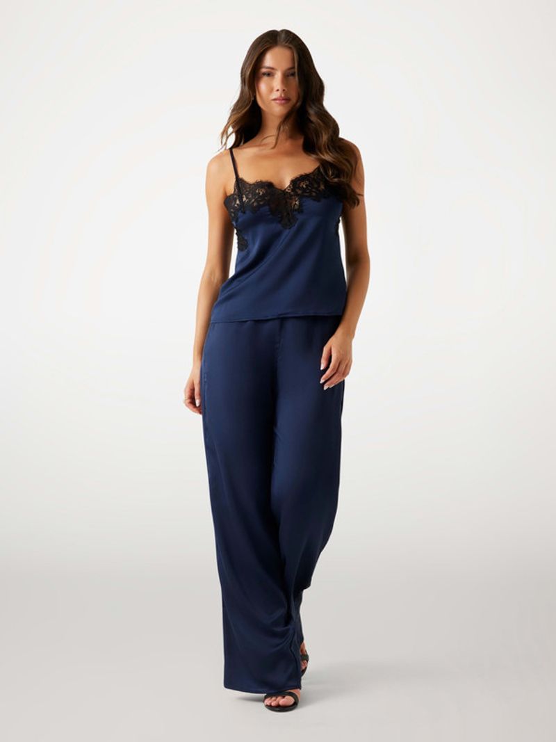 -pijama-guess-set-daphne-O5BX19WH9C2
