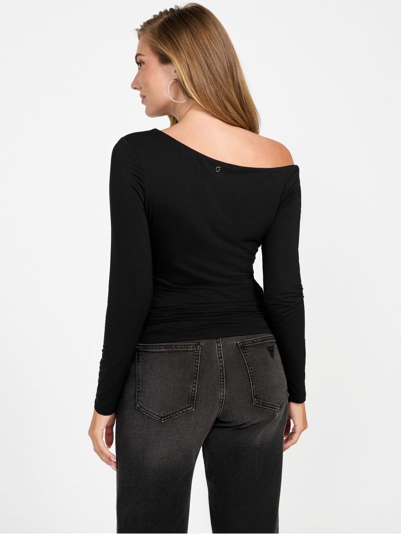 top-guess-julianna